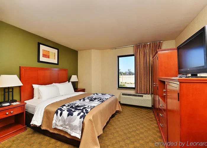 Hotel Sleep Airport